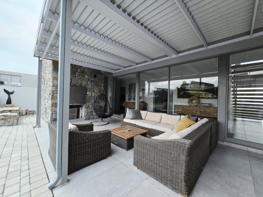 4 Bedroom Property for Sale in Oubaai Western Cape